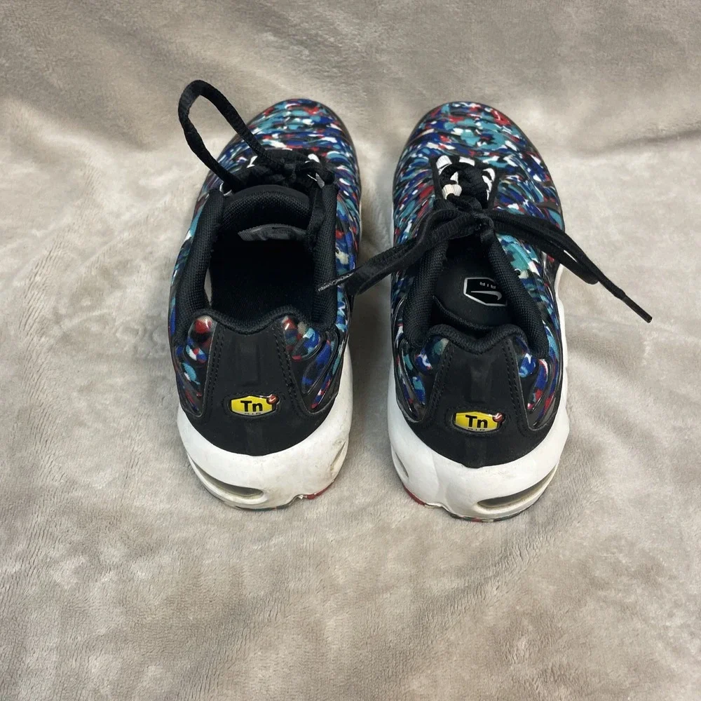 Nike Air Max‎ Plus GS Black/ White / Hyper Blue CU4623-001 Size 5Y See Pictures